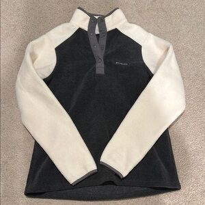 Women’s Columbia pullover